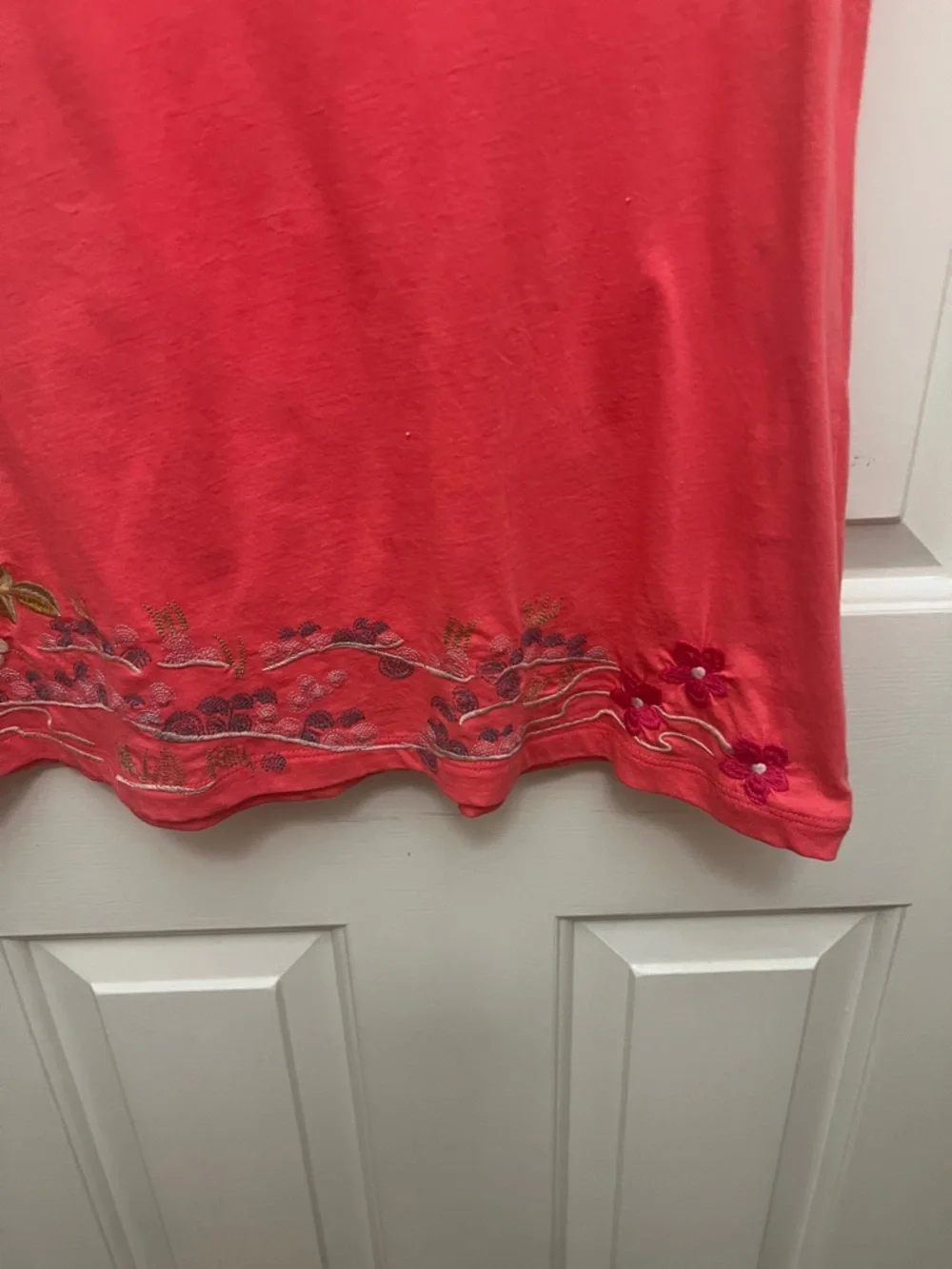 Johnny Was Celina embroidered tank top V-neck - Picture 6 of 9